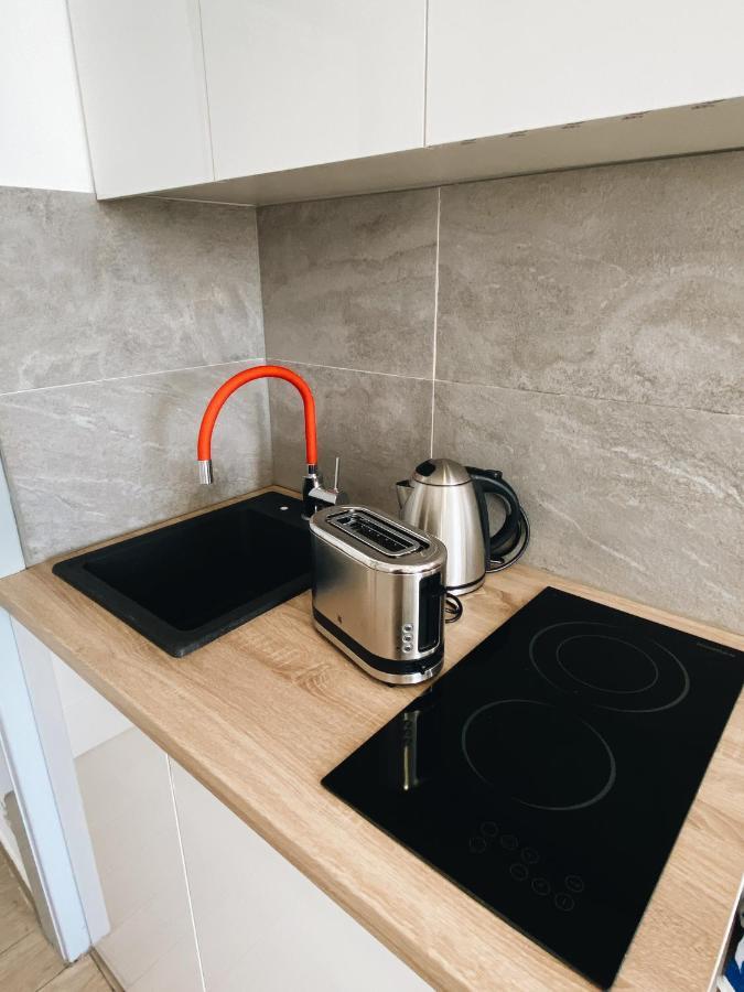 New Stylish & Modern Studio Apart - With Sea View Apartment Pula Bagian luar foto