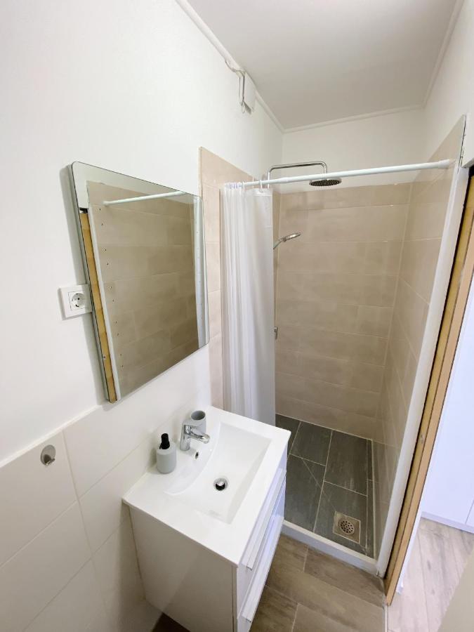 New Stylish & Modern Studio Apart - With Sea View Apartment Pula Bagian luar foto