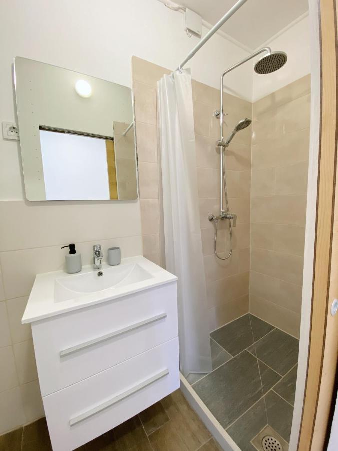 New Stylish & Modern Studio Apart - With Sea View Apartment Pula Bagian luar foto